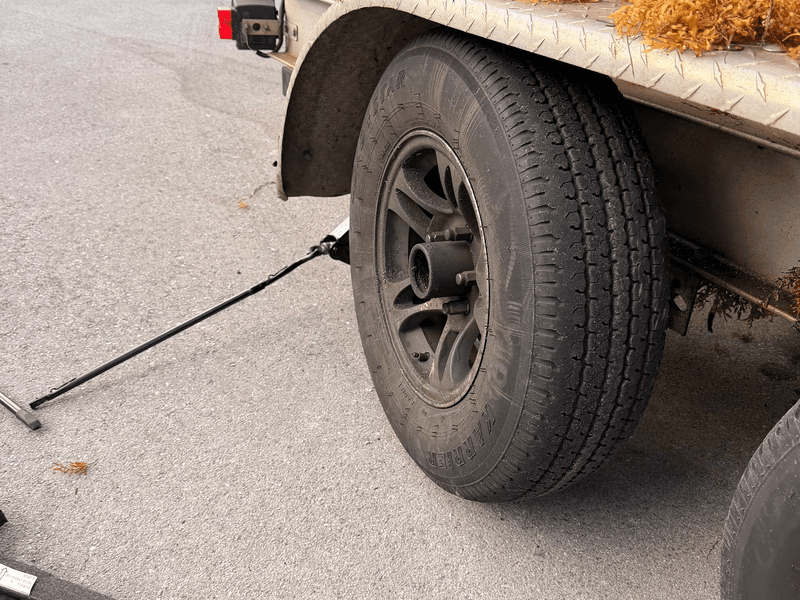 trailer wheel and tire replacement in Miami-Dade