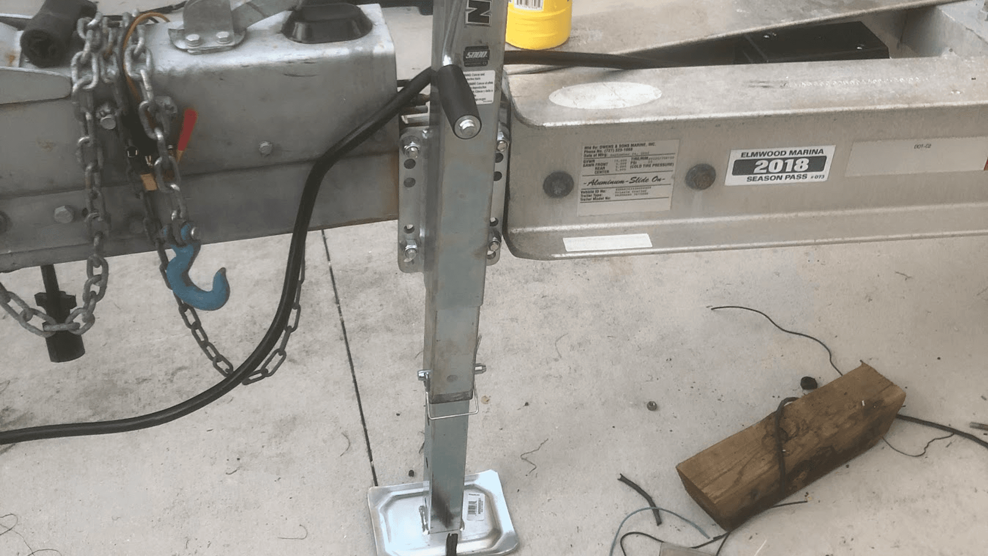 couplers, jacks & winches